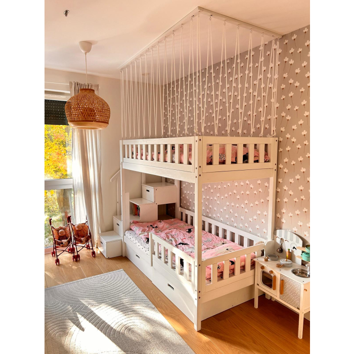 Veilig stapelbed met hoogslapernet